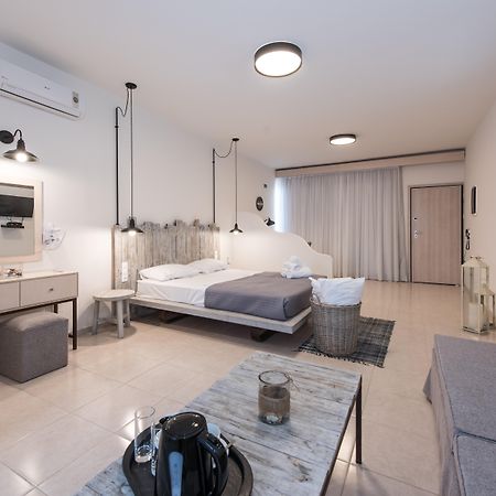 Eva Mare Hotel & Suites - Adults Only Agia Pelagia  Esterno foto