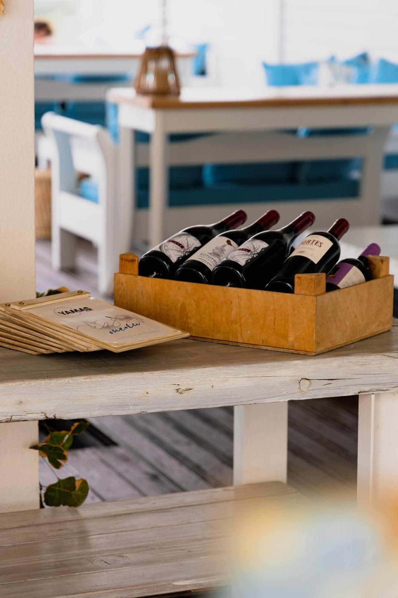 Eva Mare Hotel & Suites - Adults Only Agia Pelagia  Esterno foto